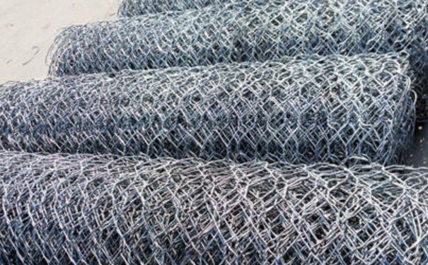 鉛絲石籠網(wǎng)的選購(gòu)技巧